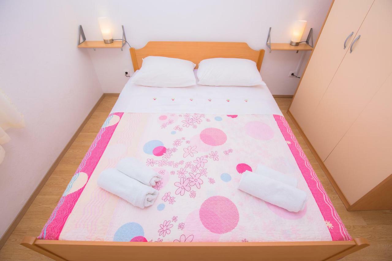 Apartment Rita Primosten Ngoại thất bức ảnh