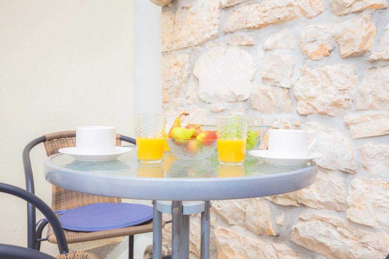 Apartment Rita Primosten Ngoại thất bức ảnh